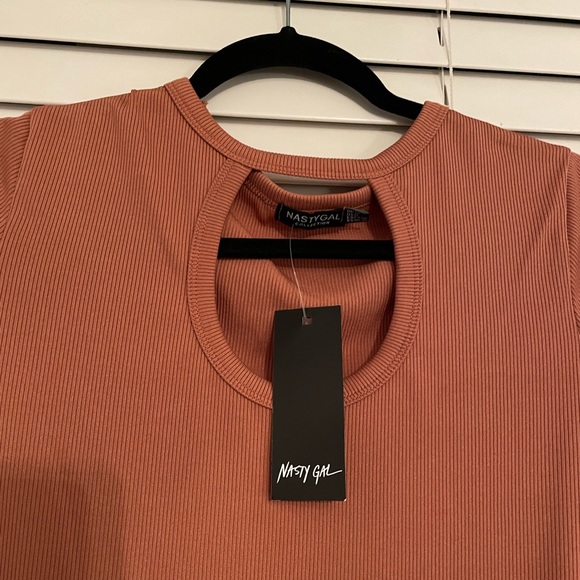 Nasty Gal Sexy Chest Keyhole Bodysuit - Picture 3 of 7